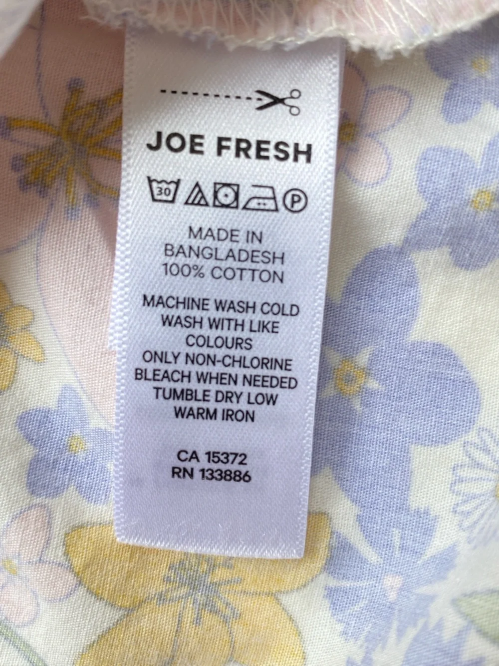 Joe Fresh 100% Cotton Floral Smocked Pastel Spring Dress in Size 6-12M - Picture 7 of 7